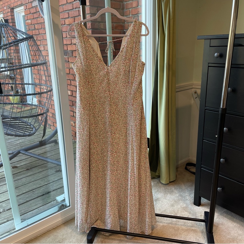 Lulu's Cream Floral Midi Dress